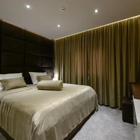 Lavie Zadarvillas *