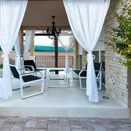 Lavie Zadarvillas * Задар